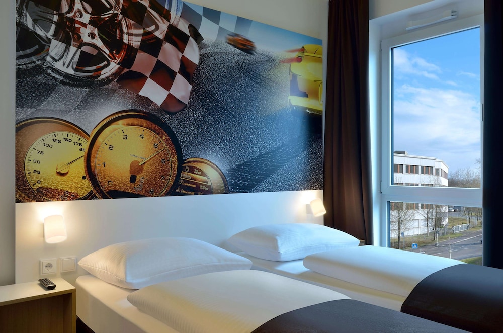 bandb hotel stuttgart zuffenhausen