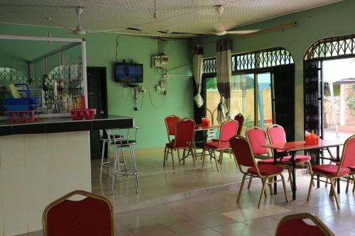 Nagino Lodge,Bawjiase>>Accra,3 star