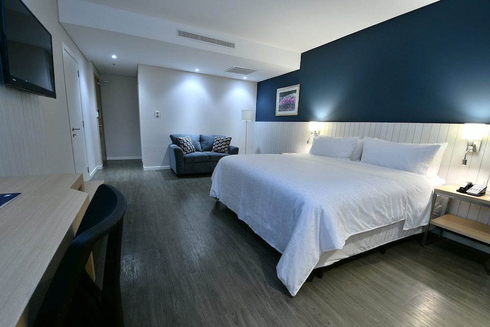 holiday inn express asuncion aviadores an ihg hotel