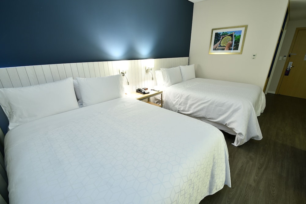 holiday inn express asuncion aviadores an ihg hotel