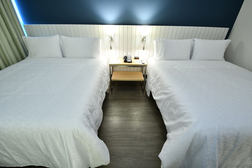 holiday inn express asuncion aviadores an ihg hotel