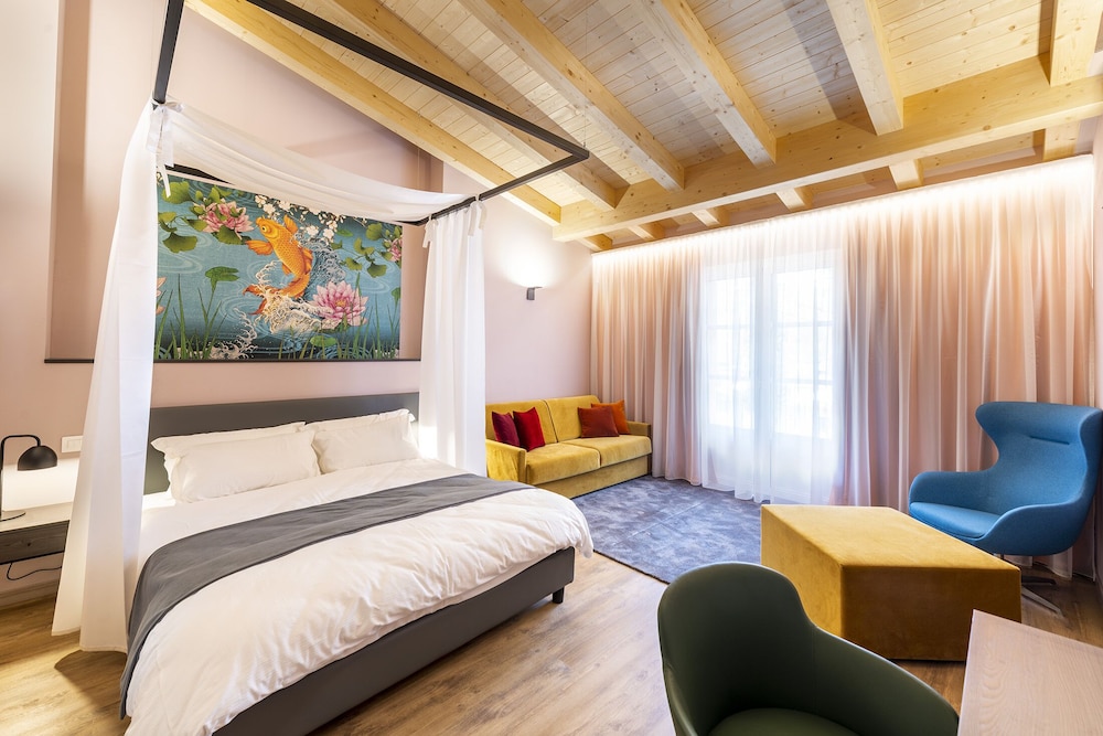 regina del garda suite