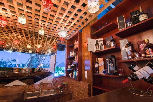 royal airstrip hotel