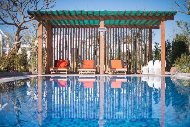 royal airstrip hotel