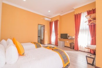 royal airstrip hotel