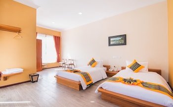 royal airstrip hotel