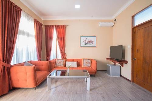 royal airstrip hotel