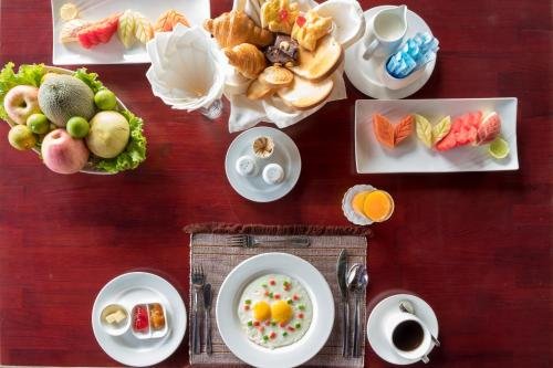 royal airstrip hotel