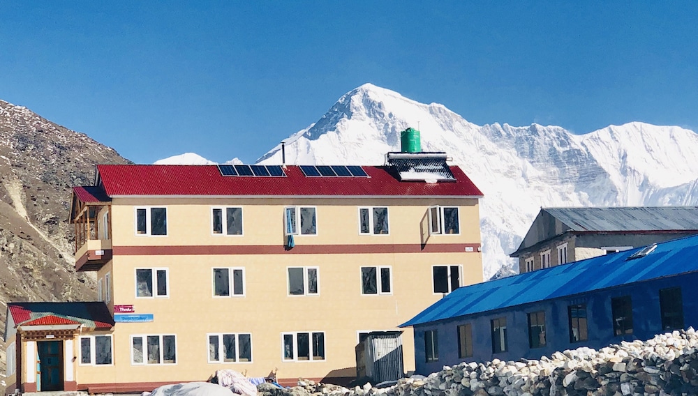 thanka inn gokyo