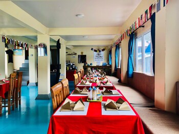 thanka inn gokyo