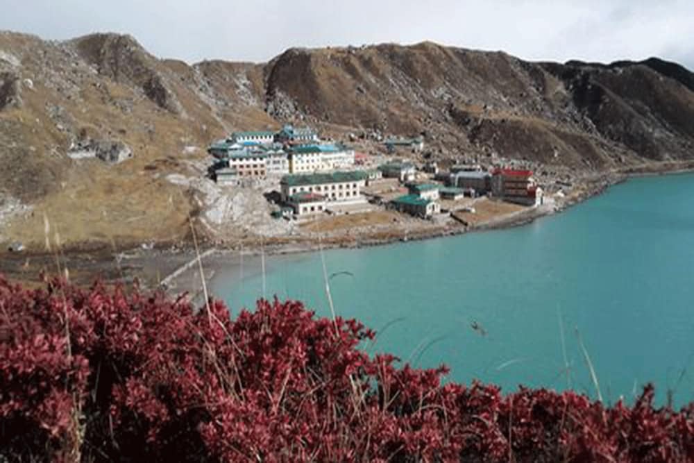 thanka inn gokyo