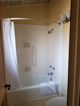 carmel valley lodge and resort