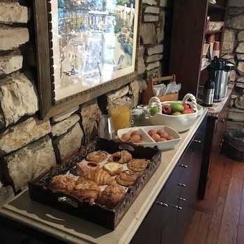 carmel valley lodge and resort
