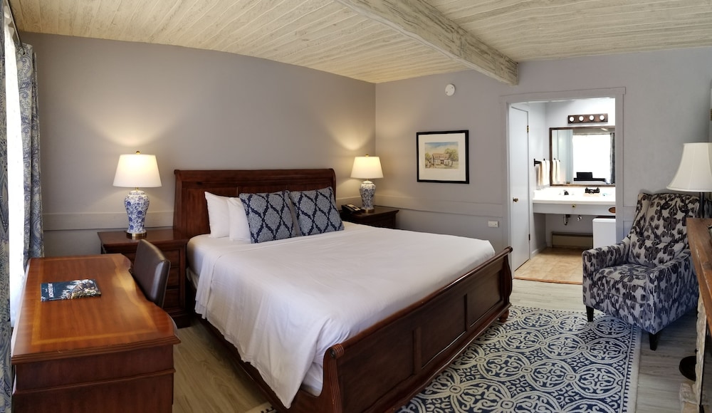 carmel valley lodge and resort