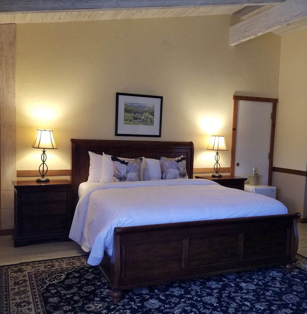 carmel valley lodge and resort