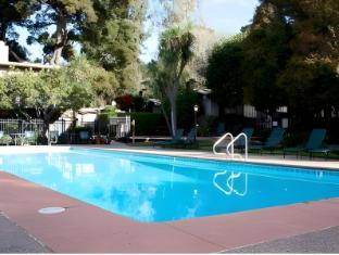 carmel valley lodge and resort