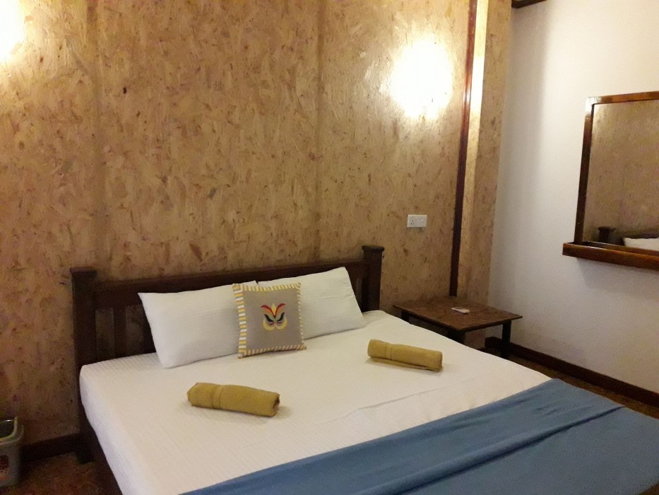 nature life guest inn ella sri lanka hostel