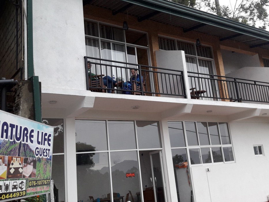 nature life guest inn ella sri lanka hostel