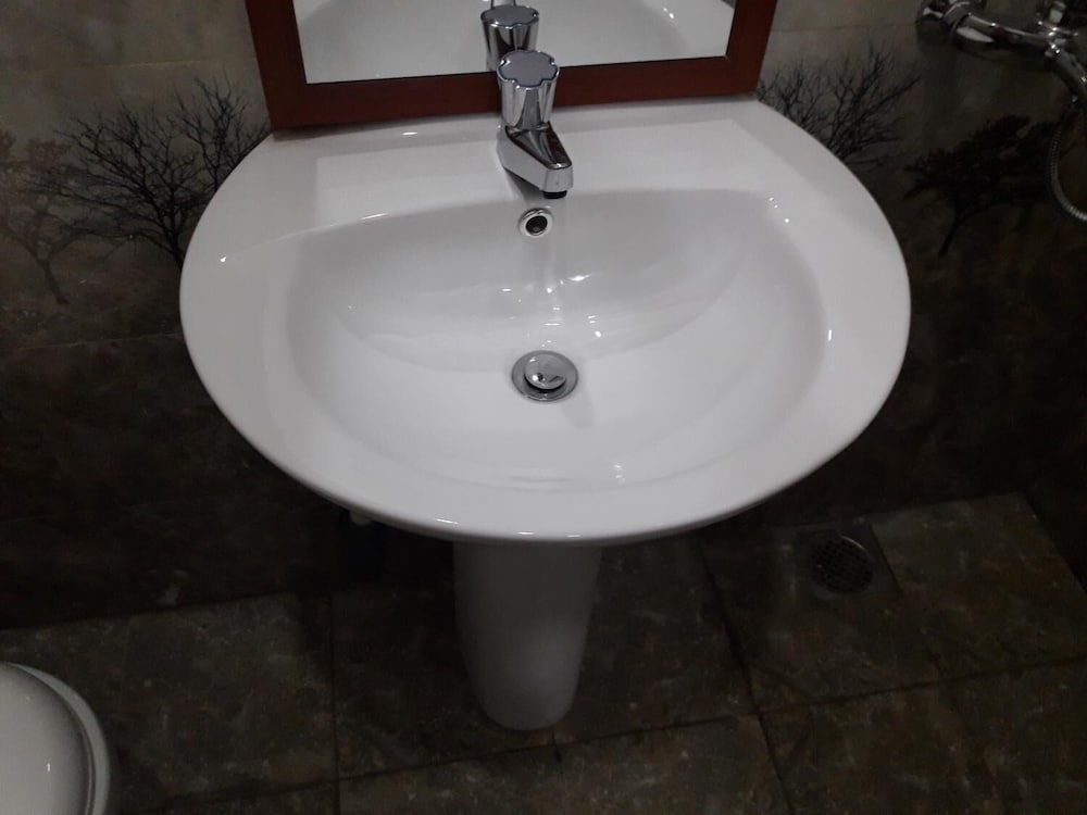 nature life guest inn ella sri lanka hostel