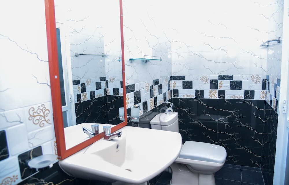 nature life guest inn ella sri lanka hostel