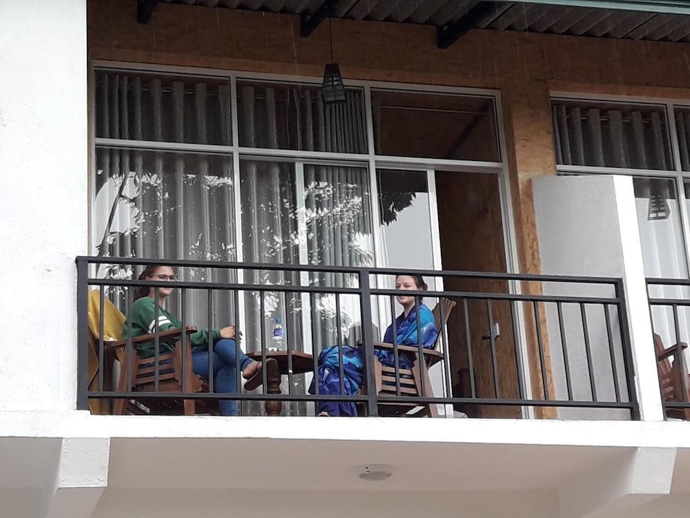 nature life guest inn ella sri lanka hostel