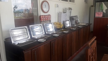 nature life guest inn ella sri lanka hostel