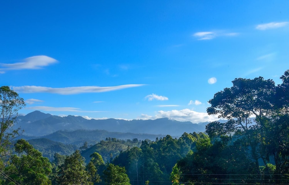 nature life guest inn ella sri lanka hostel