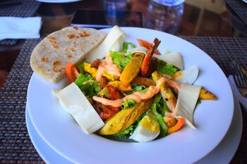 nature life guest inn ella sri lanka hostel