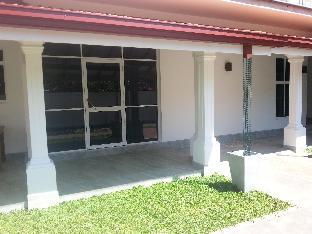 Ruth Villa,Katunayake>>Gampaha,3.5 star