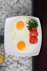 Ruth Villa,Katunayake>>Gampaha,3.5 star