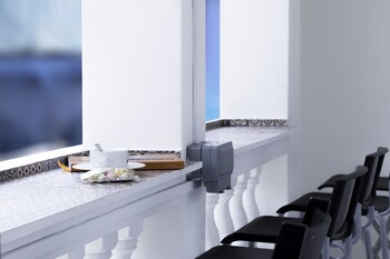 bond boutique capsule hotel at bugis hostel