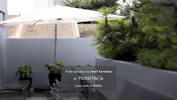 bond boutique capsule hotel at bugis hostel