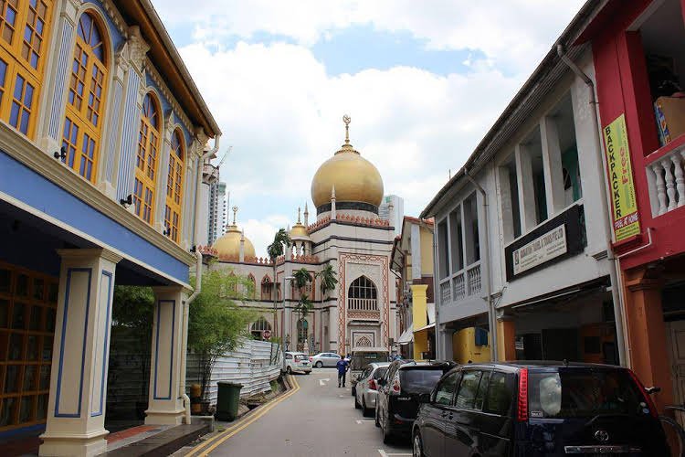 bond boutique capsule hotel at bugis hostel