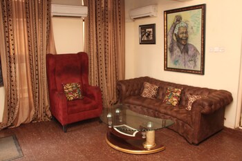 sapphire guest house