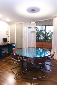 business hotel