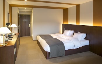 nesta resort kobe hotel the pavone