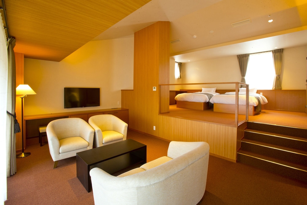 nesta resort kobe hotel the pavone