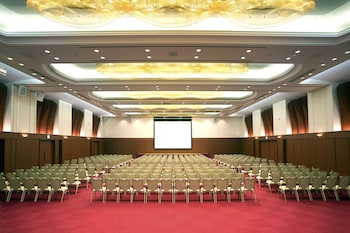 nesta resort kobe hotel the pavone