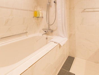 hotel shiki utsubo park