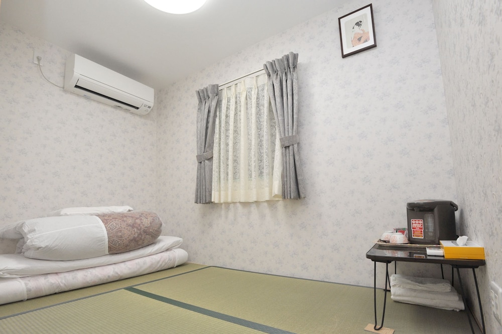 bj family inn