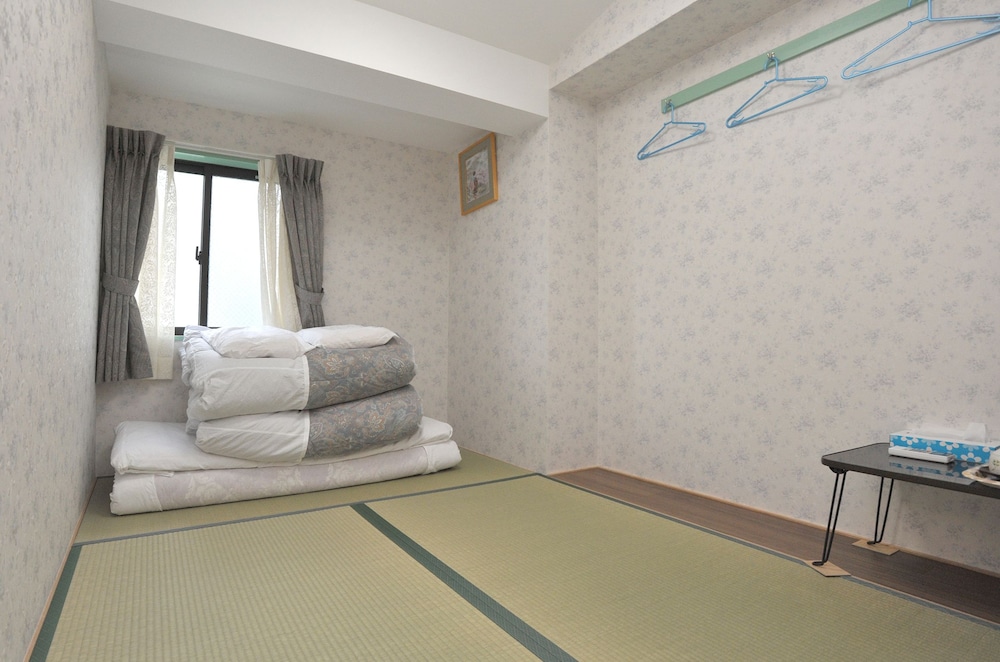 bj family inn
