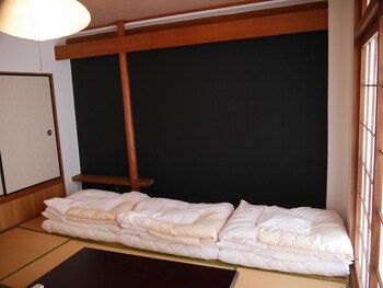 j hoppers lake biwa guesthouse hostel