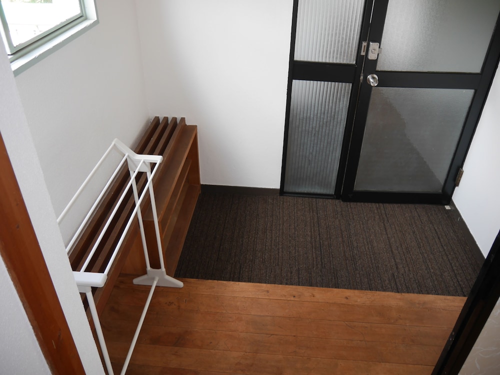 j hoppers lake biwa guesthouse hostel
