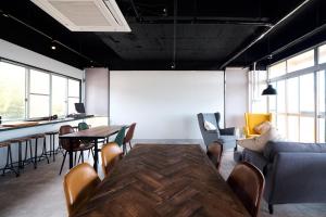 j hoppers lake biwa guesthouse hostel