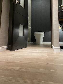 hotel oasis adults only