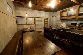 irori guesthouse tenmaku hostel