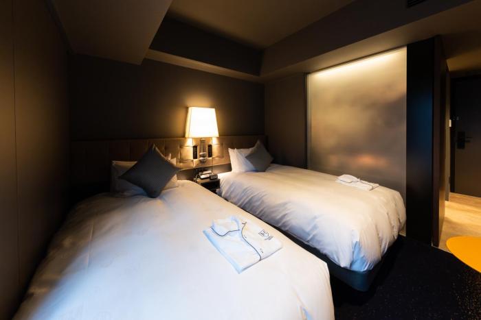 the royal park canvas ginza 8