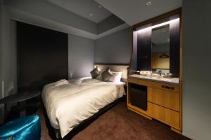 the royal park canvas ginza 8