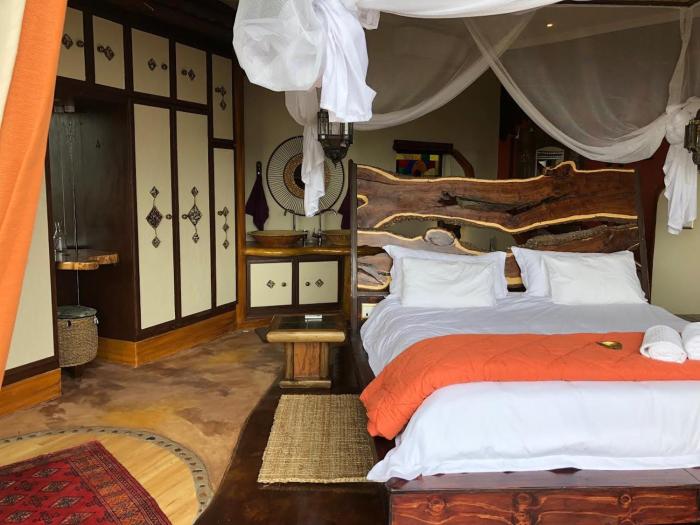 leopards rock bush boutique