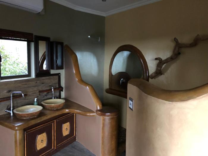 leopards rock bush boutique